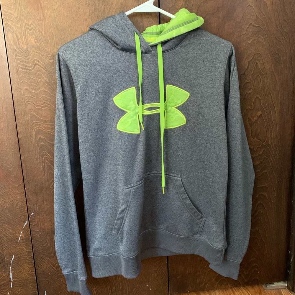 Under Armor Sweatshirt